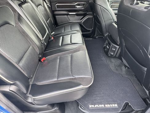 Used 2022 RAM 1500 Laramie AWD/4WD image 17