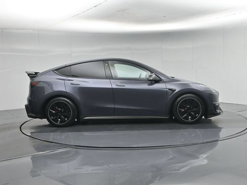 Used 2023 Tesla Model Y Long Range AWD/4WD image 26