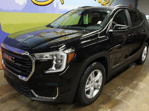 Certified 2023 GMC Terrain SLE w/ Driver Convenience Package FWD image 8