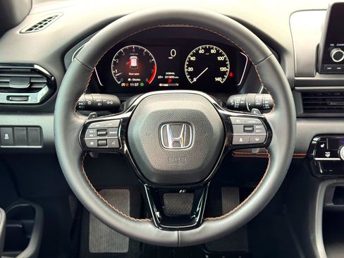 Used 2025 Honda Pilot Sport image 22