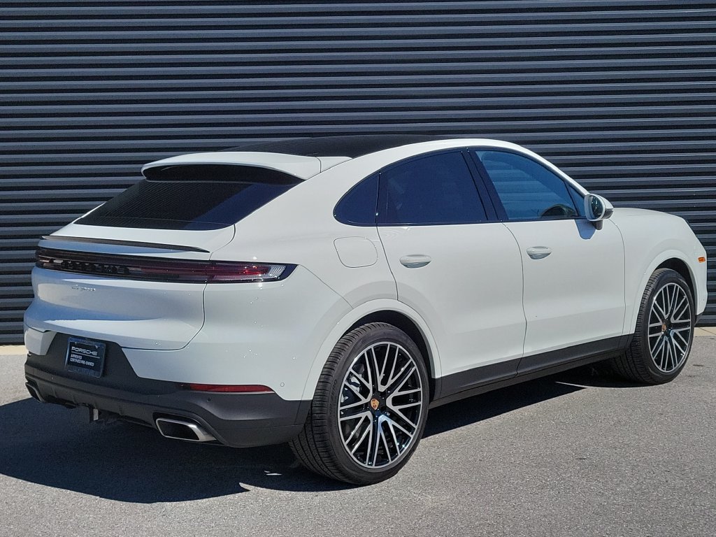 Certified 2026 Porsche Cayenne Coupe AWD/4WD image 7