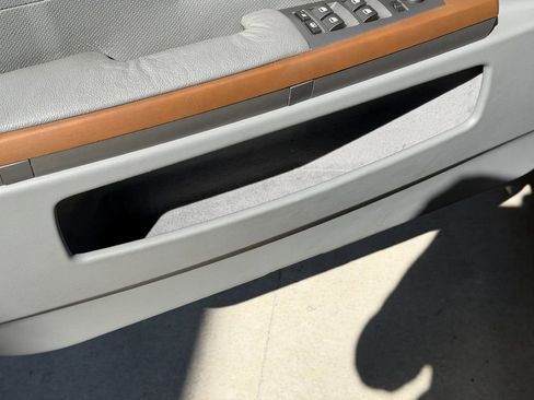 Used 2002 BMW 745i image 23