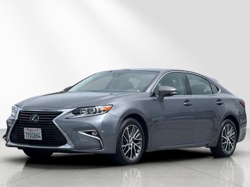 Used 2017 Lexus ES 350 w/ Navigation System Package FWD image 8