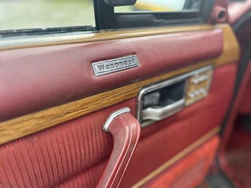 Used 1986 Jeep Wagoneer Limited image 14