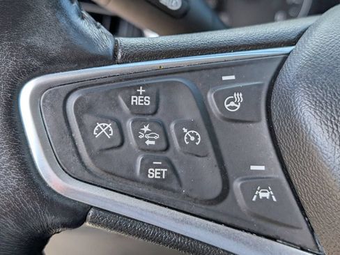 Used 2019 Chevrolet Equinox Premier FWD image 18