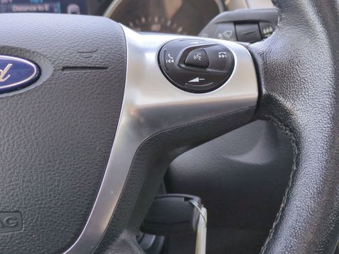 Used 2014 Ford Focus SE w/ SE Sport Package image 26