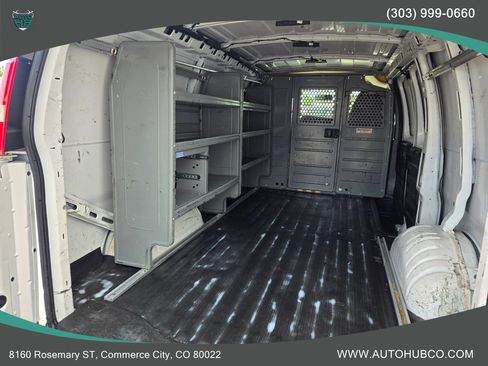 Used 2015 Chevrolet Express 3500 image 6