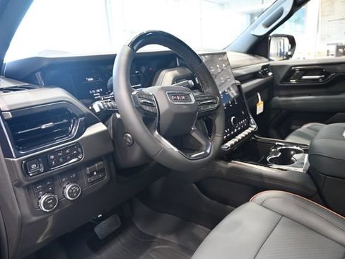 New 2026 GMC Yukon XL AT4 w/ AT4 Premium Plus Package AWD/4WD image 25