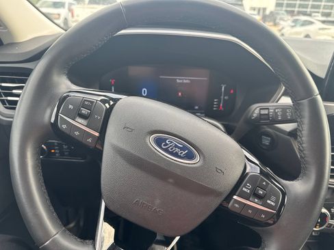 Used 2024 Ford Escape Active AWD/4WD image 12