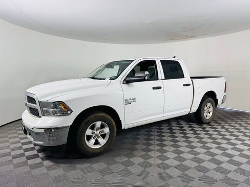 Used 2023 RAM 1500 Classic SLT w/ Trailer & Traction Group RWD image 4