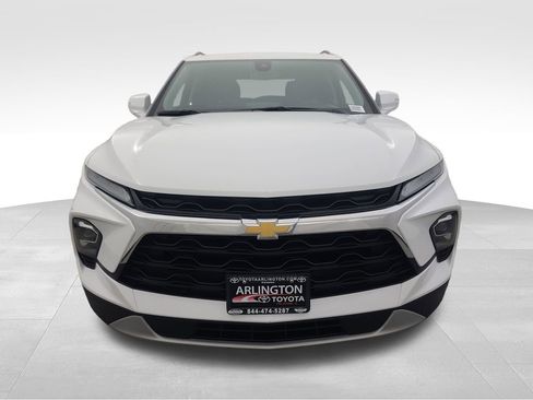 Used 2024 Chevrolet Blazer LT image 9