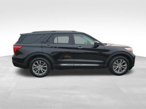 Used 2022 Ford Explorer Limited w/ Equipment Group 301A AWD/4WD image 6