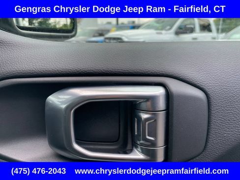Used 2024 Jeep Wrangler Unlimited Sahara w/ Dual Top Group AWD/4WD image 18