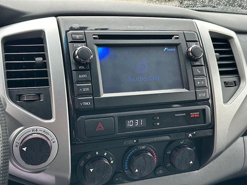 Used 2013 Toyota Tacoma 4x4 Double Cab w/ TRD Off-Road Pkg image 24