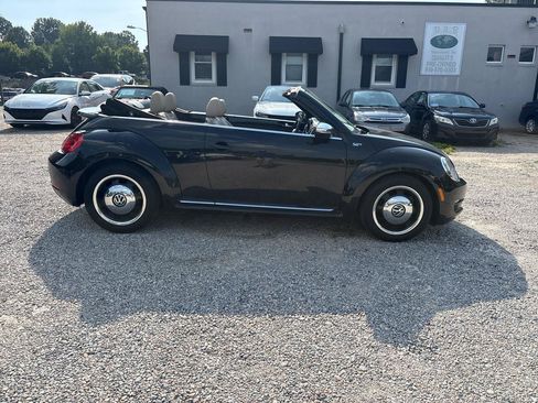 Used 2013 Volkswagen Beetle 2.5 FWD image 6