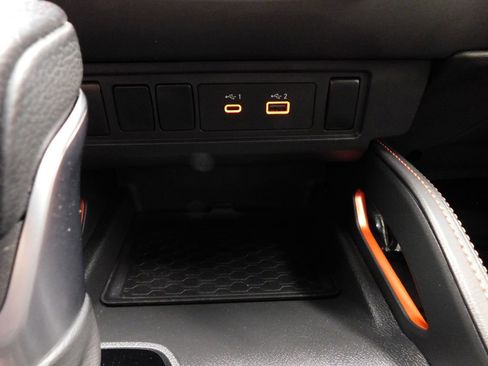 Used 2024 Nissan Frontier PRO-4X w/ Off-Road Protection Package image 25