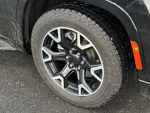 Used 2025 Jeep Wagoneer Series II image 7