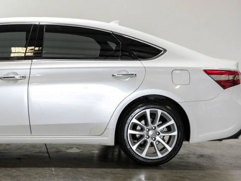 Used 2014 Toyota Avalon Limited FWD image 20