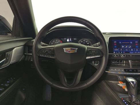Used 2022 Cadillac CT4 Luxury w/ Sun And Sound Package RWD image 16