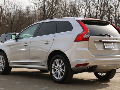 Used 2015 Volvo XC60 T5 Platinum image 13
