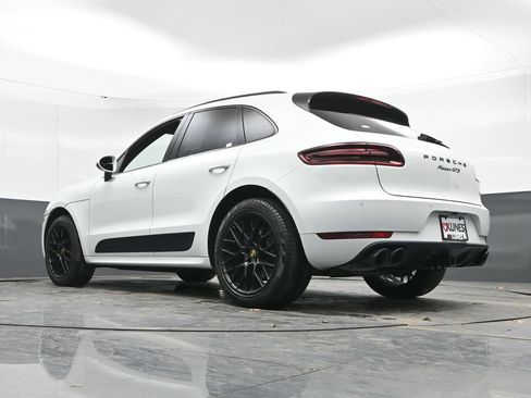 Used 2018 Porsche Macan GTS w/ Premium Package Plus AWD/4WD image 48
