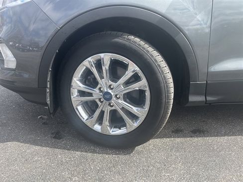 Used 2019 Ford Escape SE image 13