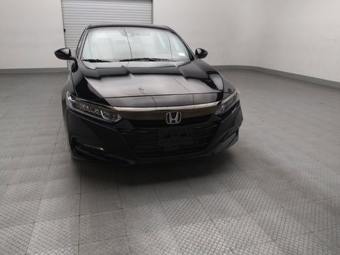 Used 2018 Honda Accord Sport image 14