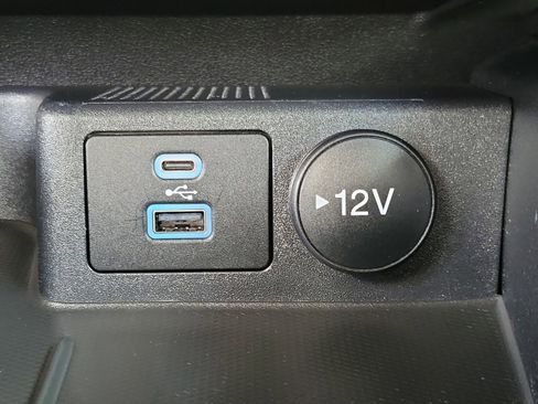 Certified 2022 Ford Escape SE w/ Convenience Package image 2