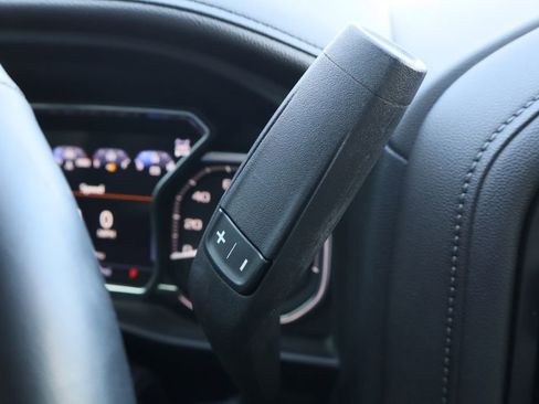 Used 2023 GMC Sierra 2500 Denali w/ Denali Black Diamond Edition image 20