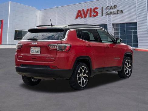 Used 2025 Jeep Compass Limited AWD/4WD image 6