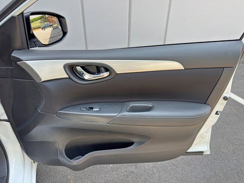 Used 2017 Nissan Sentra S w/ S Style Package FWD image 36