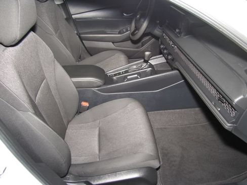 Certified 2025 Honda Accord LX image 18