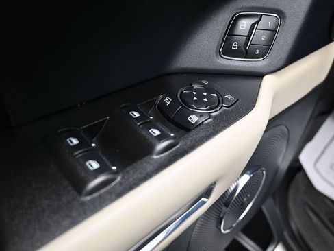 Used 2020 Ford Expedition Platinum AWD/4WD image 11