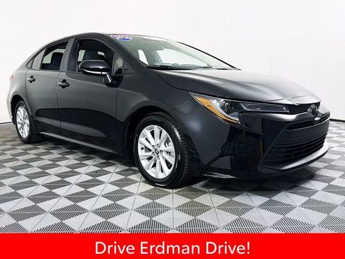 Certified 2026 Toyota Corolla LE w/ LE Premium Package FWD image 1