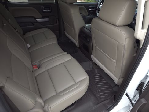 Used 2018 Chevrolet Silverado 1500 LTZ Z71 w/ LTZ Plus Package image 36