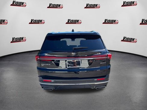 Used 2025 Buick Enclave Preferred w/ LPO, All-Weather Package image 6