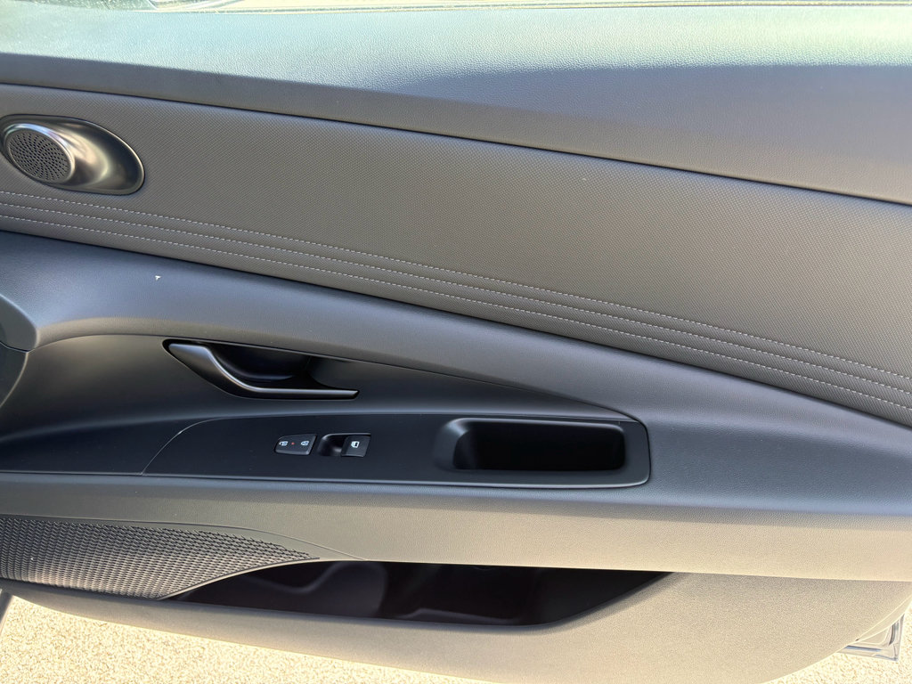 New 2026 Hyundai Elantra SEL Sport FWD image 27