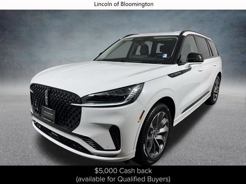 New 2026 Lincoln Aviator AWD image 1