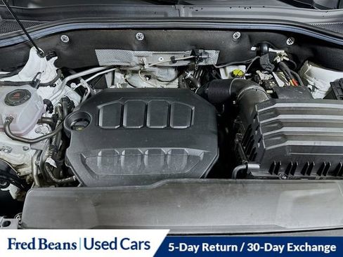 Used 2024 Volkswagen Atlas SEL Premium R-Line image 31