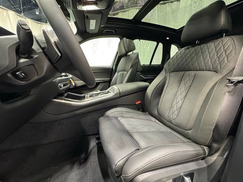 Used 2026 BMW X5 M60i AWD/4WD image 16