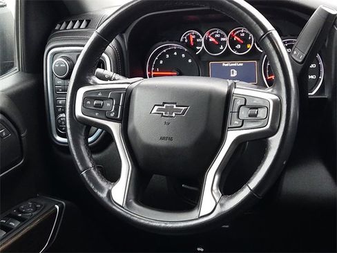 Used 2022 Chevrolet Silverado 1500 LT Trail Boss w/ LT Trail Boss Premium Package image 16