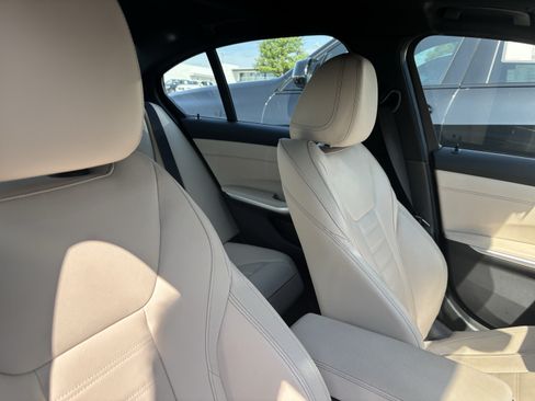 Used 2022 BMW M340i w/ Premium Package RWD image 34