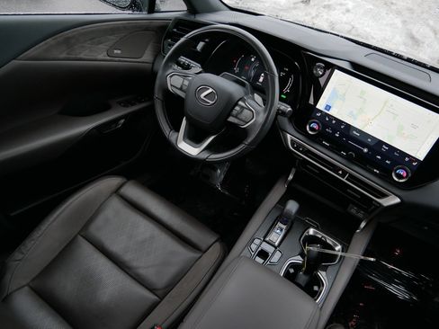 Used 2023 Lexus RX 350 image 9