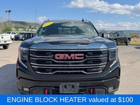 Used 2024 GMC Sierra 1500 AT4 w/ Technology Package AWD/4WD image 10