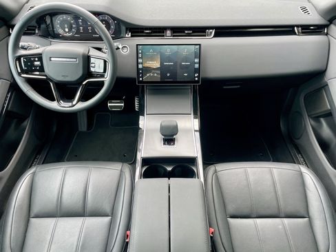 Certified 2025 Land Rover Range Rover Evoque Dynamic SE AWD/4WD image 16