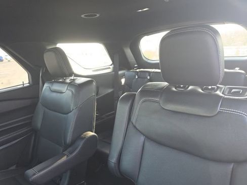 Used 2021 Ford Explorer ST w/ Equipment Group 401A AWD/4WD image 8