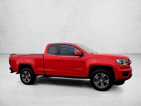 Certified 2018 Chevrolet Colorado W/T w/ Custom Special Edition AWD/4WD image 9