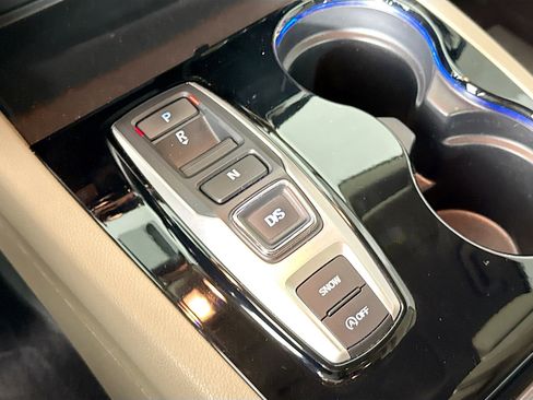 Used 2016 Honda Pilot Touring image 20