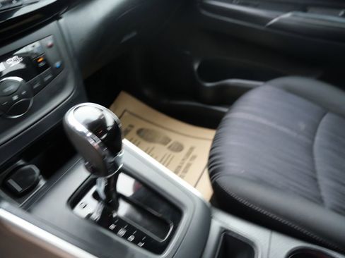 Used 2018 Nissan Sentra SV image 14