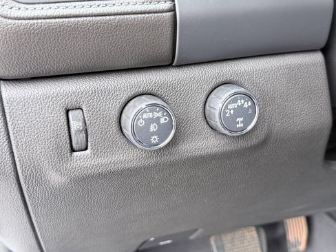 Used 2022 GMC Canyon Elevation w/ Trailering Package AWD/4WD image 12